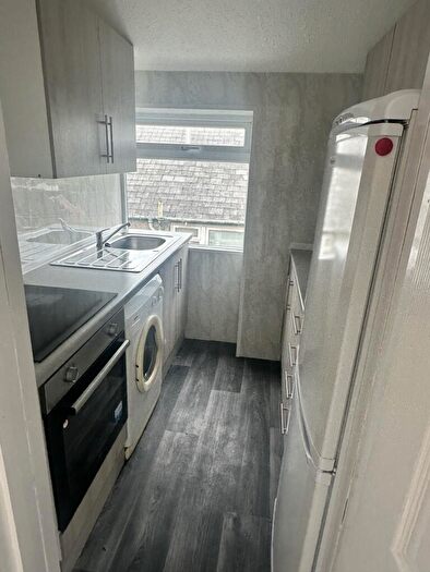 3 Bedroom Flat To Rent In Montford Ave, Rutherglen, G73