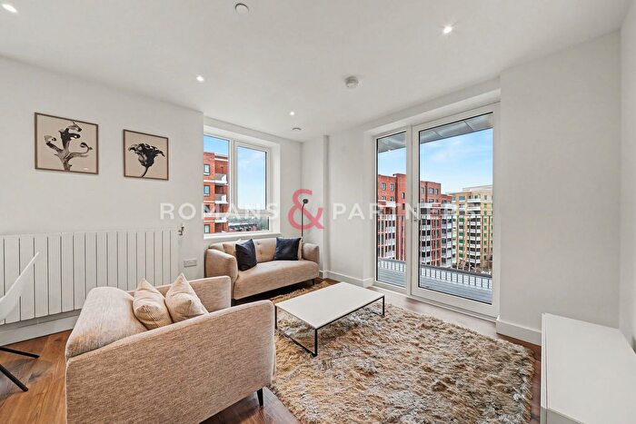 1 Bedroom Flat To Rent In Dray House, Lombard Square, SE28