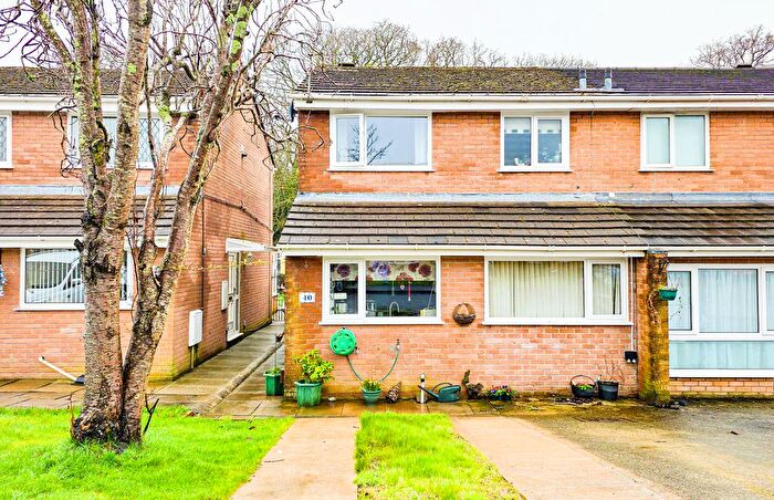 3 Bedroom Semi Detached House For Sale In Clos Alltygog, Swansea, SA4