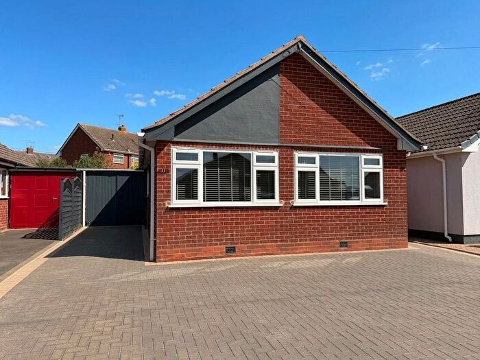 2 Bedroom Detached Bungalow For Sale In Leyland Road, Bulkington, CV12