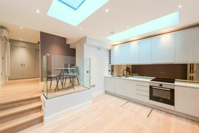 1 Bedroom Flat To Rent In Ivor Court, Gloucester Place, London, NW1