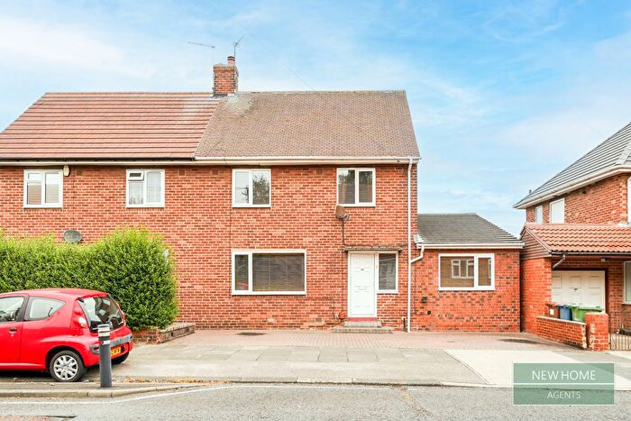 3 Bedroom Semi-Detached House For Sale In Westheath Avenue, Sunderland, SR2