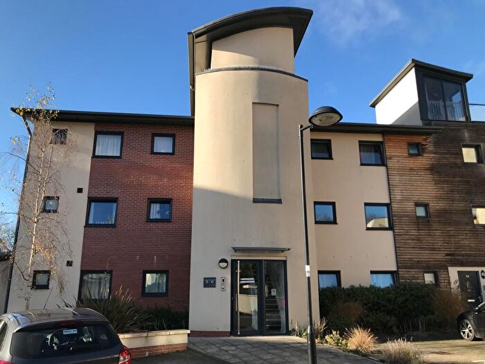 2 Bedroom Flat To Rent In Tunnicliffe Close, Swindon, SN3