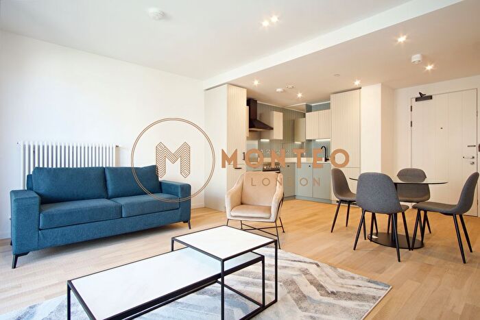 1 Bedroom Flat To Rent In Calville House, Ronalds Road, London, TW8