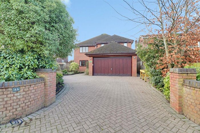 4 Bedroom Detached House For Sale In Pikemere Road, Alsager, ST7