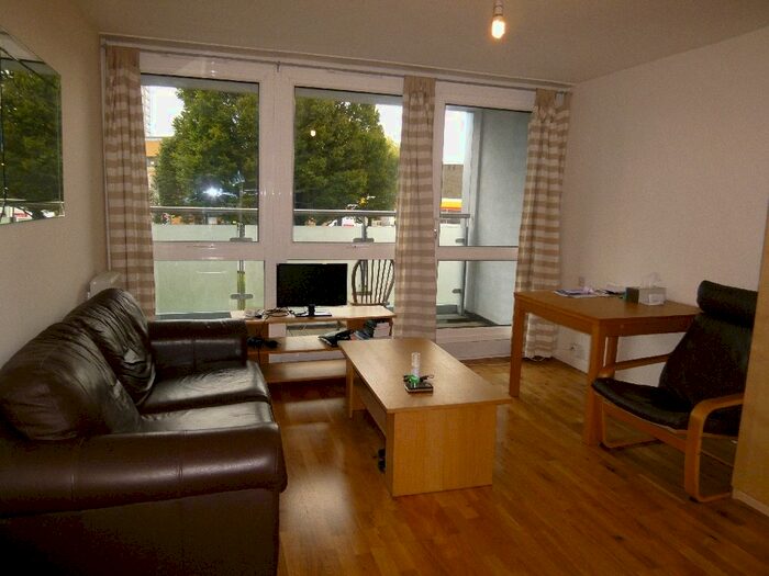 Studio To Rent In Brinklow House, Torquay Street, W2