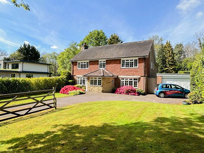 4 Bedroom Detached House For Sale In Burgh Hill, Hurst Green, Etchingham, TN19