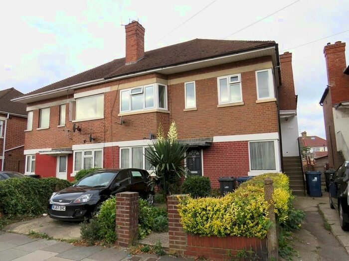 2 Bedroom Flat To Rent In Lady Margaret Road, Southall, UB1