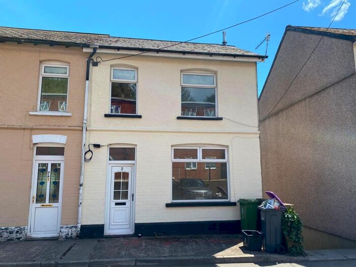 2 Bedroom Property To Rent In Coedcae Place, Pontypool NP4