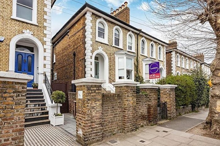 1 Bedroom Flat To Rent In Pelham Road, London, SW19
