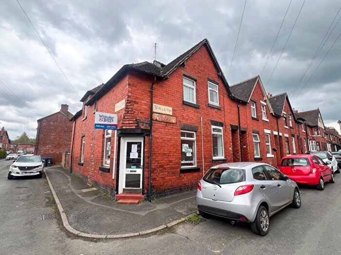 2 Bedroom Flat For Sale In Fountain Street, Leek, Staffordshire Moorlands, ST13