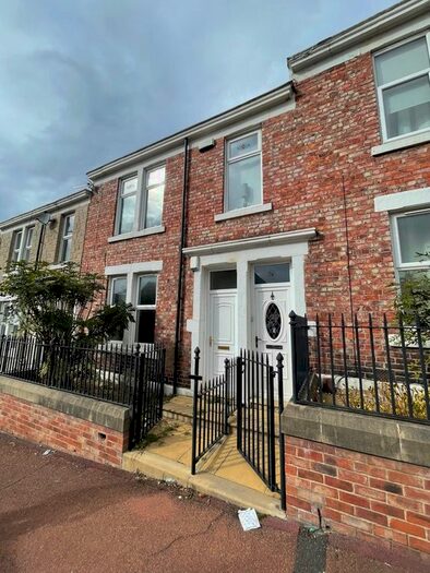 2 Bedroom Flat To Rent In Westminster Street, Bensham, Gateshead, NE8