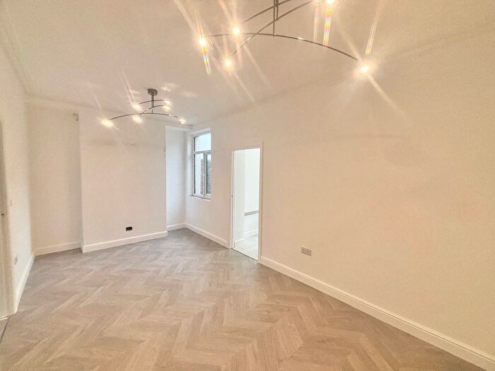 3 Bedroom Terraced House To Rent In Rhyddings Park Road, Uplands, Swansea, SA2