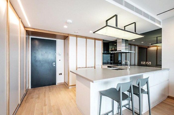 1 Bedroom Flat To Rent In Manhattan Loft, International Way, Stratford, E20