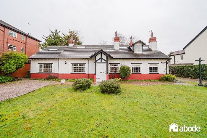 4 Bedroom Detached Bungalow For Sale In Dowhills Road, Liverpool, L23