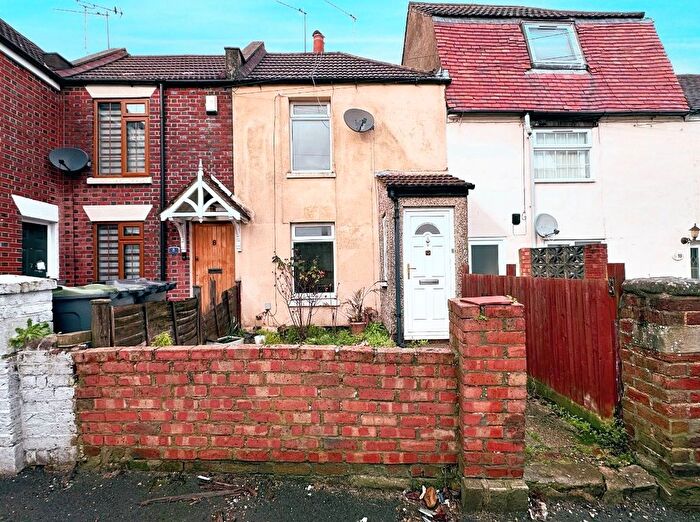 2 Bedroom Property To Rent In Trafalgar Square, Gosport, PO12