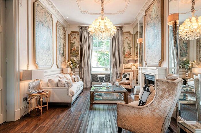 7 Bedroom House To Rent In Hanover Terrace, NW1