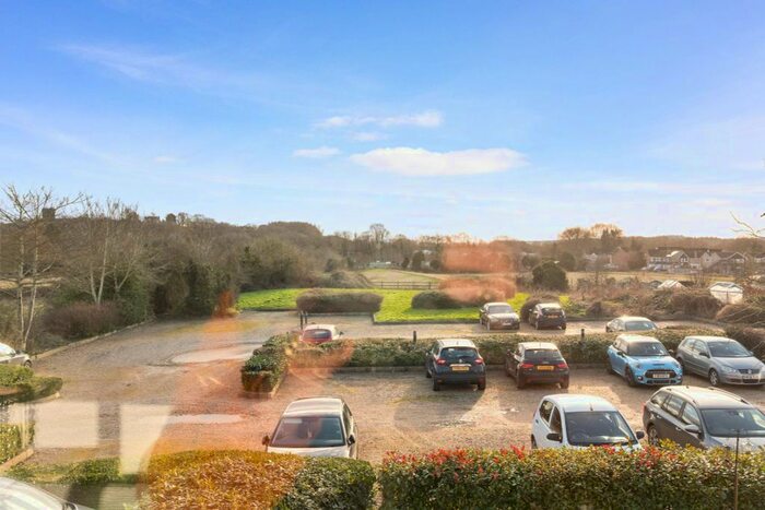 1 Bedroom Flat For Sale In Corinthian Court, Alcester, B49