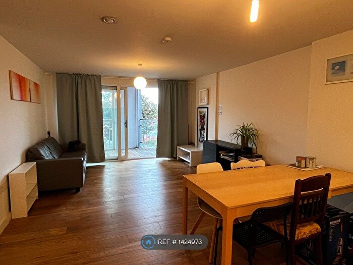 2 Bedroom Flat To Rent In Munday Street, Manchester, M4