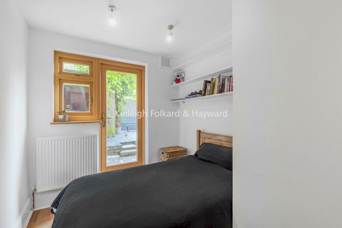 2 Bedroom Apartment To Rent In Crayford Road Tufnell Park, N7