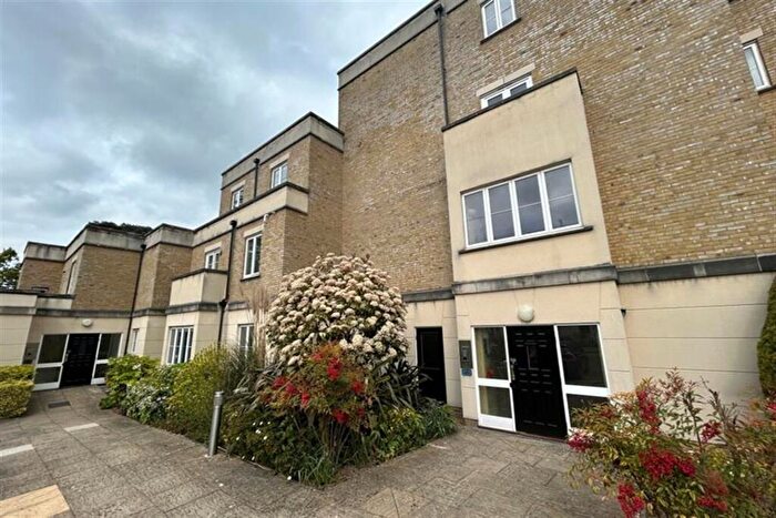 2 Bedroom Flat To Rent In Bassett, SO16