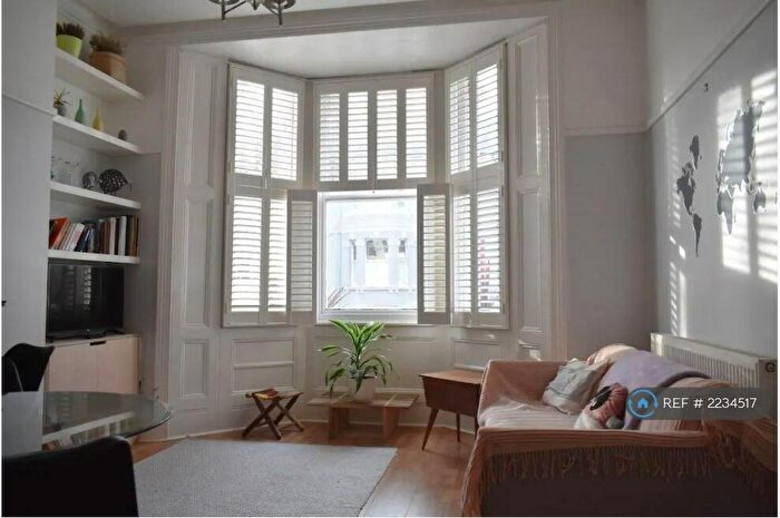 1 Bedroom Flat To Rent In Shaftesbury Road, Brighton, BN1