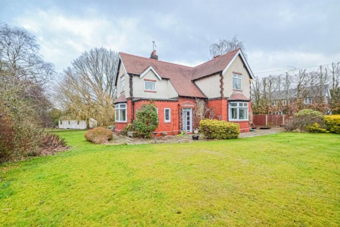 3 Bedroom Detached House For Sale In Cherry Lane, Lymm, WA13