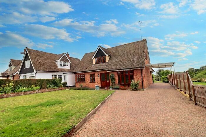 4 Bedroom Detached House For Sale In Norman Hill, Terling, Chelmsford, CM3