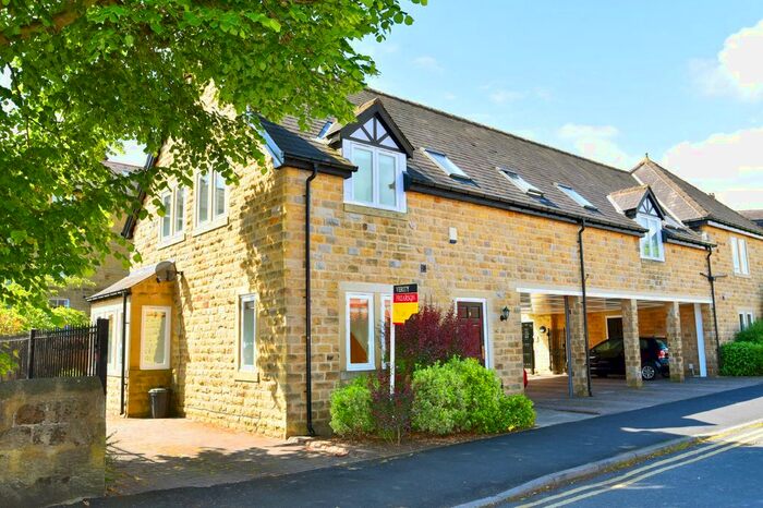 2 Bedroom Town House To Rent In Roseville Avenue, Harrogate, HG1