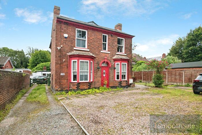 3 Bedroom Detached House For Sale In Tividale Road, Oldbury, B69
