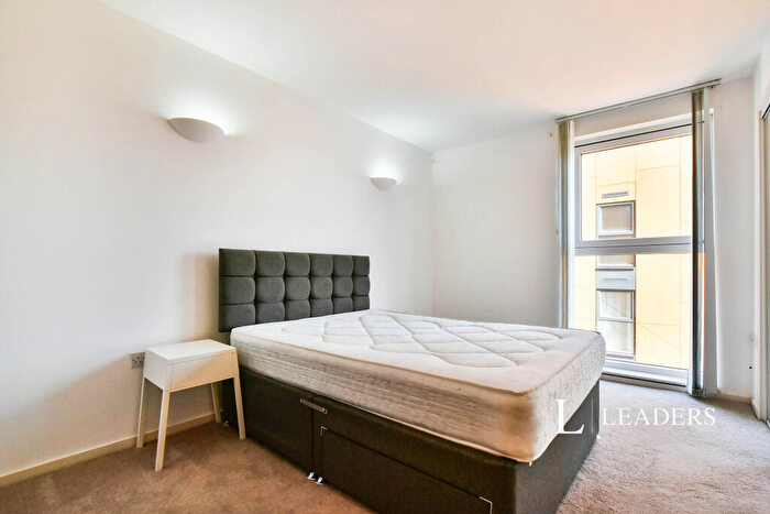 2 Bedroom Apartment To Rent In Skyline Central, Goulden Street, Manchester, M4