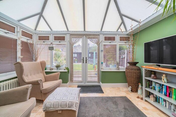 3 Bedroom Terraced House For Sale In Greening Street, London, SE2
