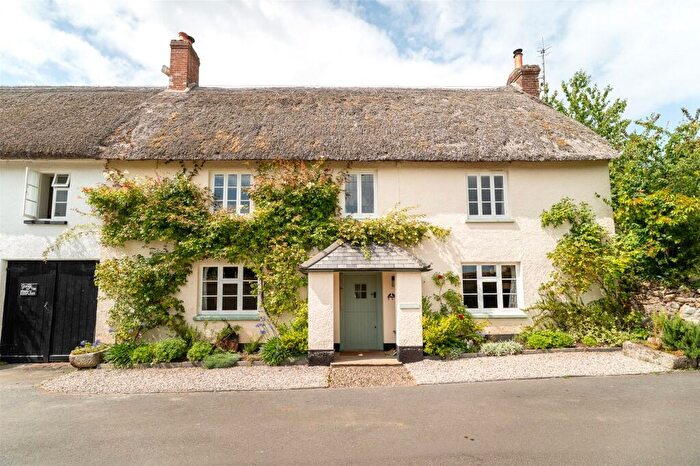 4 Bedroom Semi-Detached House For Sale In Dunsford, Exeter, EX6