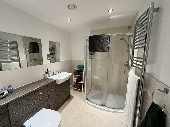 2 Bedroom Apartment For Sale In Thornhill Court, Elgin, IV30