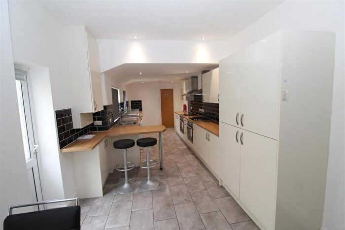 7 Bedroom House To Rent In Llandough Street, Cathays, Cardiff, CF24