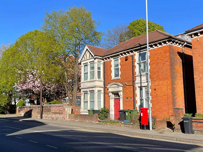 8 Bedroom Detached House For Sale In Victoria Road North, Southsea, PO5