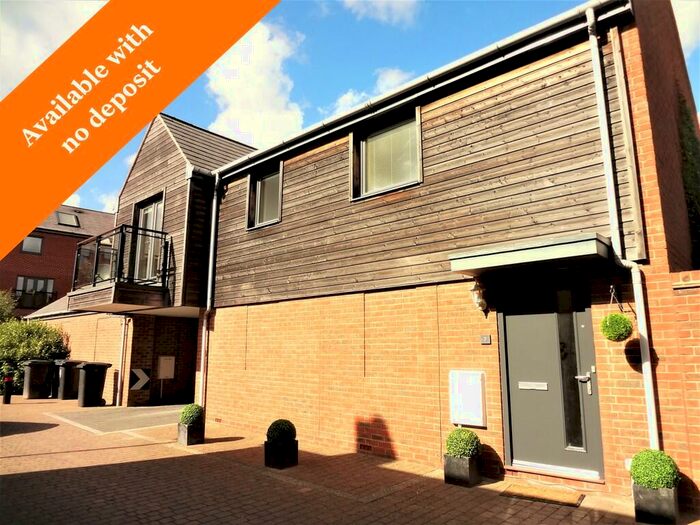 2 Bedroom Coach House To Rent In No Deposit Option Available - Auger Way, Waterlooville, PO7