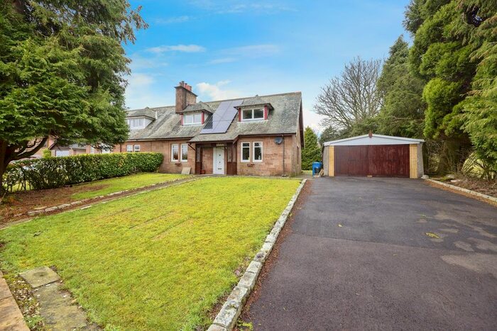 3 Bedroom Semi-Detached House For Sale In Leadhills Road, Abington, Biggar, ML12
