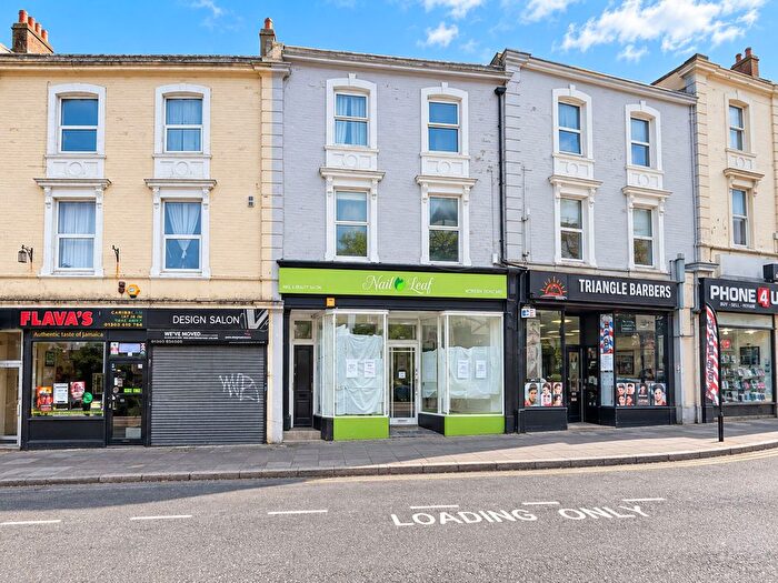 2 Bedroom Property To Rent In The Triangle, Bournemouth, BH2