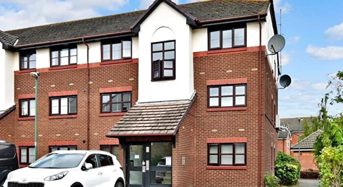 1 Bedroom Flat To Rent In Foxglove Way, Wallington, SM6
