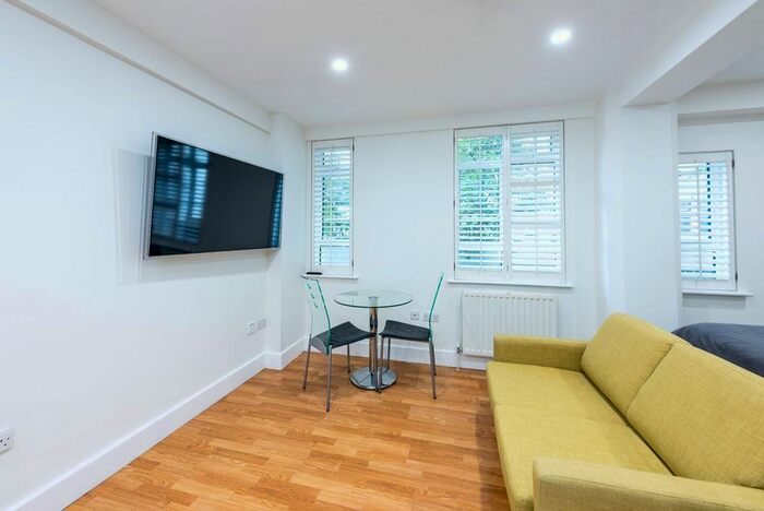 Studio To Rent In Sloane Avenue, Chelsea, London, SW3