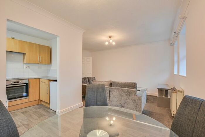 2 Bedroom Flat To Rent In Gell Street, Sheffield, S3