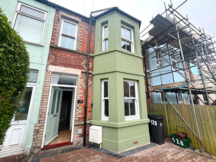 3 Bedroom Property To Rent In Newstead Road, Weymouth, DT4