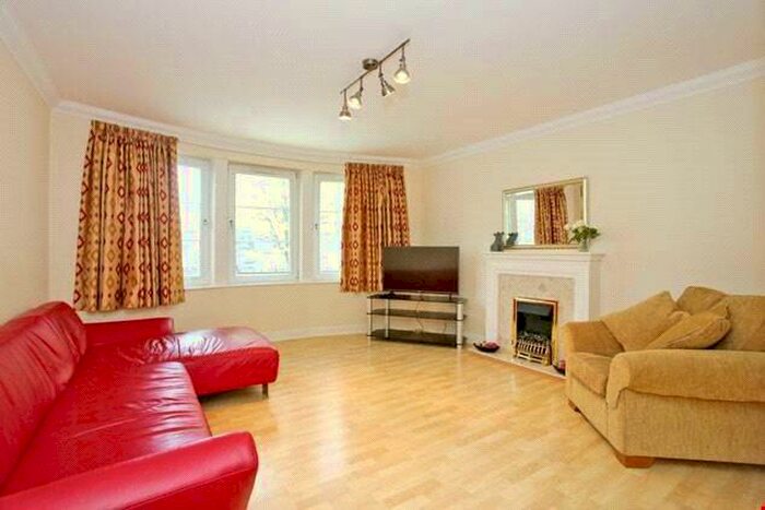 2 Bedroom Flat To Rent In Queens Road, Ground Floor, West End, Aberdeen, AB15