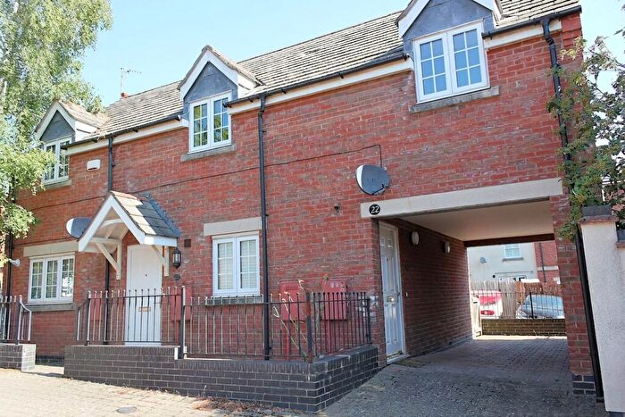 2 Bedroom Coach House For Sale In Little Connery Leys, Birstall, LE4