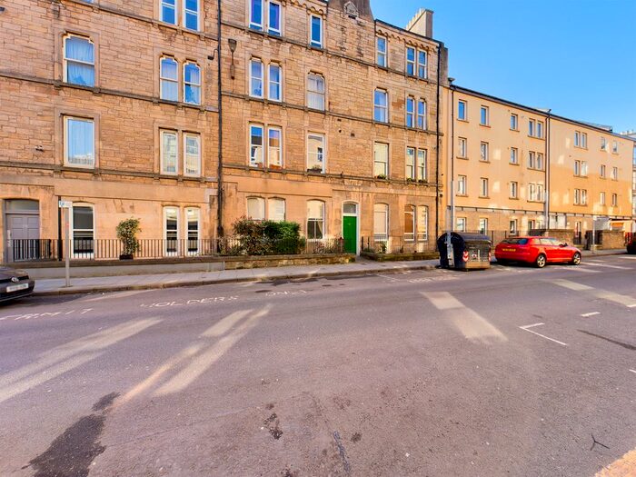 2 Bedroom Flat To Rent In Grove Street, Haymarket, Edinburgh, EH3