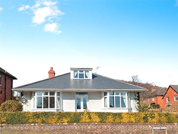 3 Bedroom Bungalow To Rent In Coppice Drive, Oswestry, Shropshire, SY11