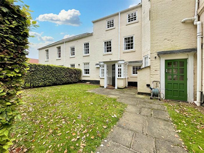 2 Bedroom Duplex To Rent In Wroxham Road, Coltishall, Norwich, NR12