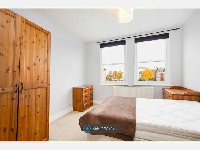 1 Bedroom Flat To Rent In West Dulwich, London, SE21