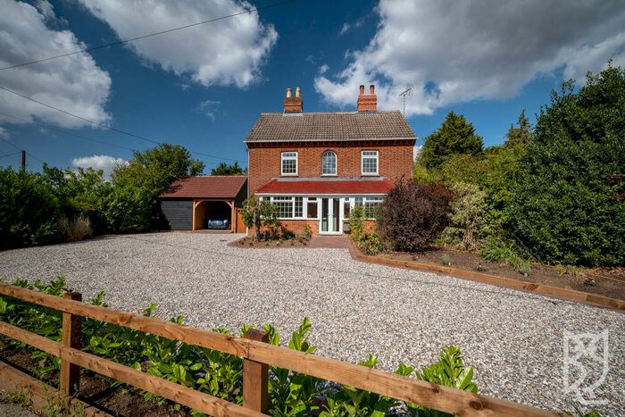 4 Bedroom Detached House For Sale In Halstead Road, Fordham, Colchester, CO6